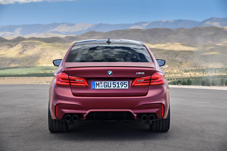  BMW M5 First Edition (F90) 2018 года  (WW) (фото 17 из 27)